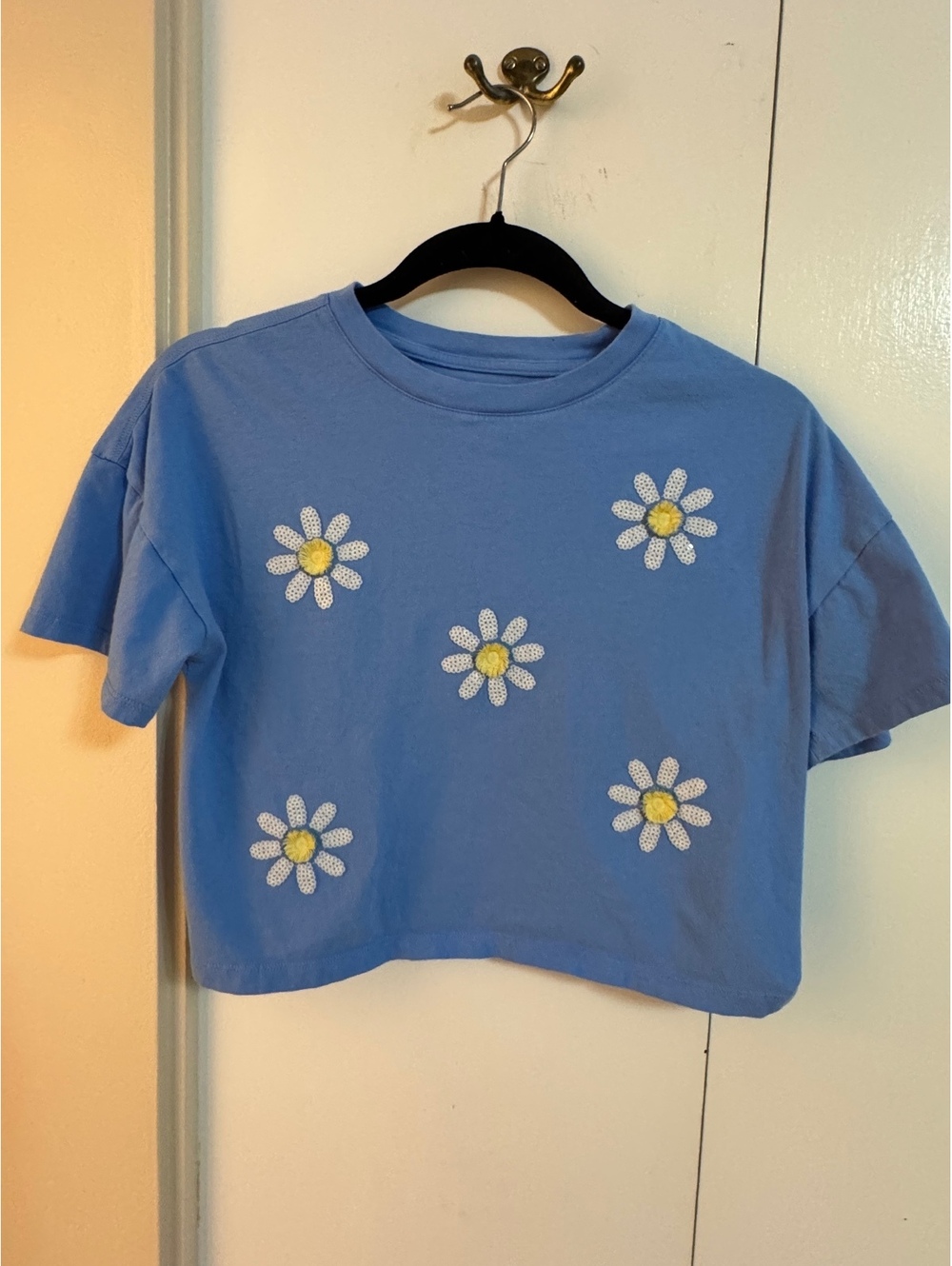 GAP Kids XL Blue Crop T-Shirt with Daisy Sequin Embroidery
